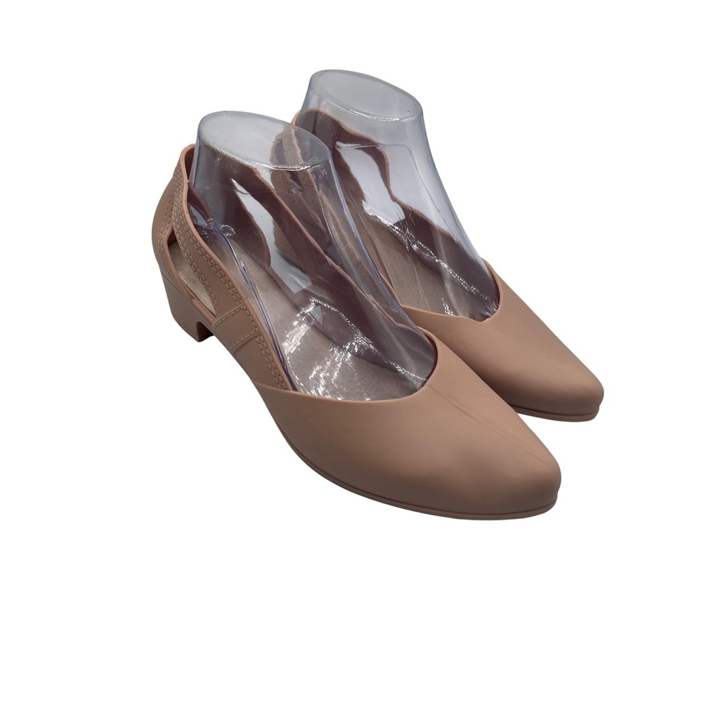 Beige Pointed Toe Pump Women's Size‎ 9